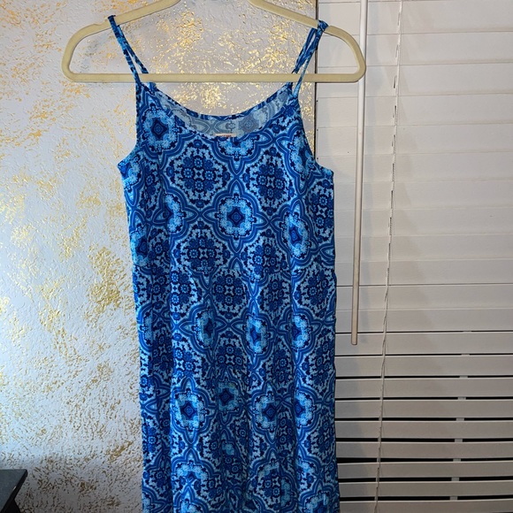 Sumner dress - Picture 2 of 4